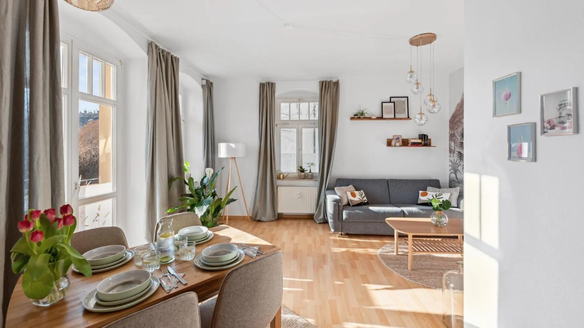 Sonniges Apartment Privatparkplatz Suedterrasse دريسدن